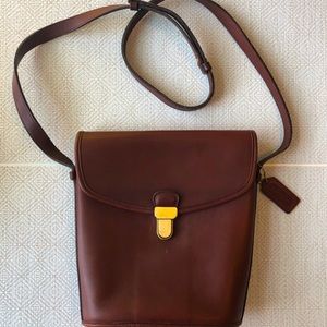 Vintage Coach Jackson Bucket Bag in Burgundy